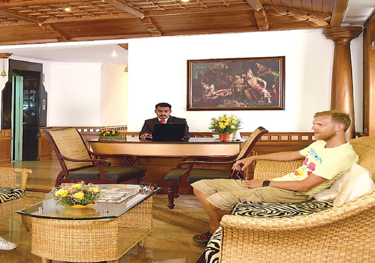 Grand Thekkady Hotel Kumily Eksteriør billede