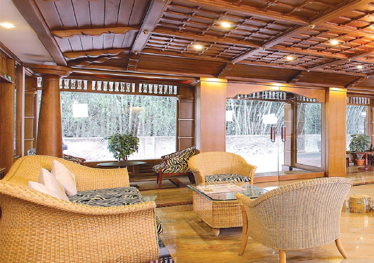 Grand Thekkady Hotel Kumily Eksteriør billede