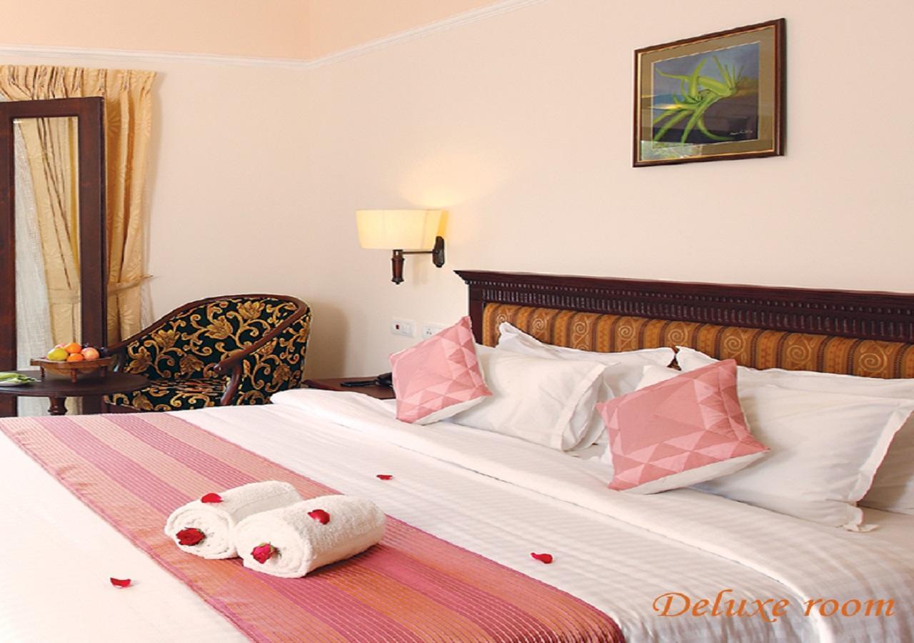 Grand Thekkady Hotel Kumily Eksteriør billede