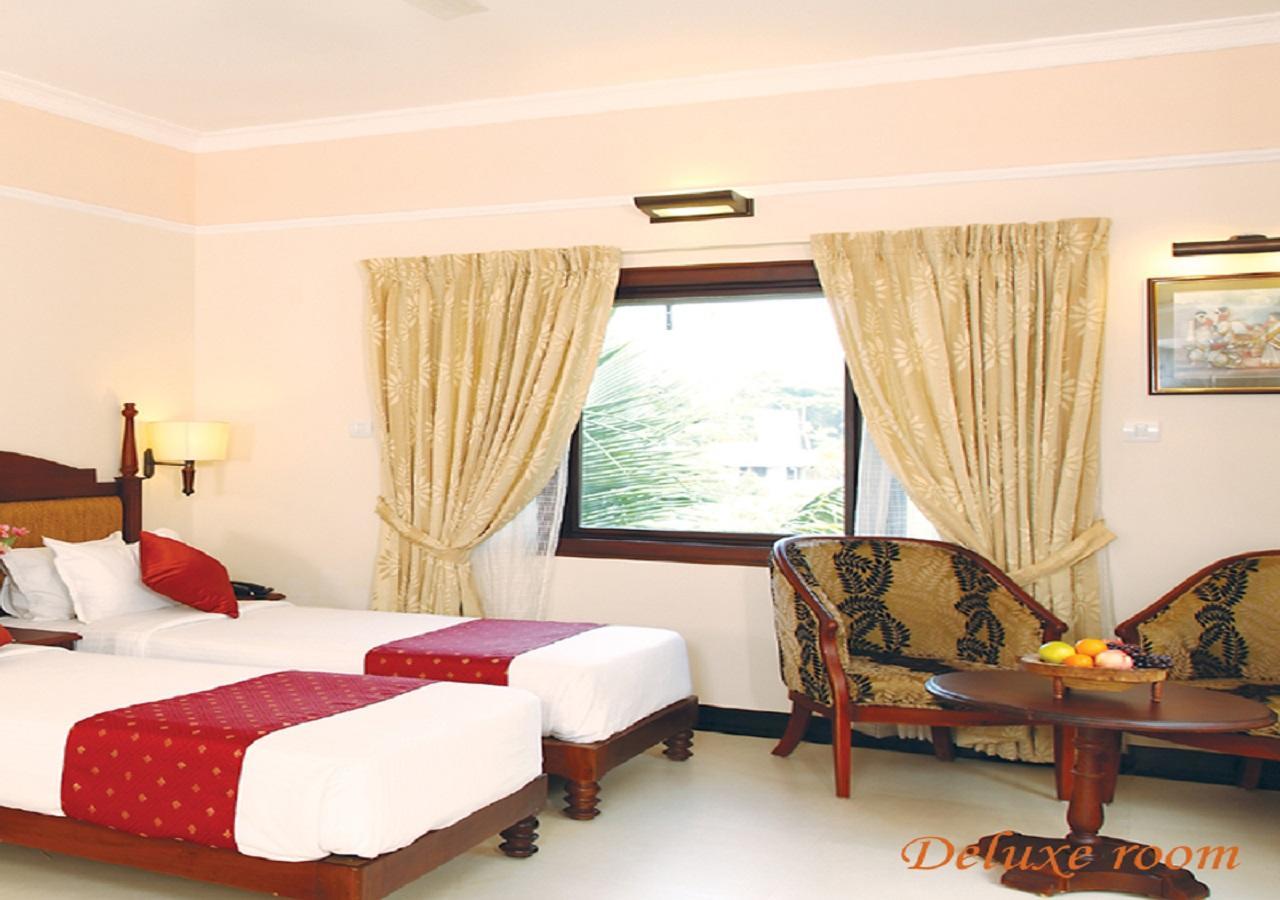 Grand Thekkady Hotel Kumily Eksteriør billede