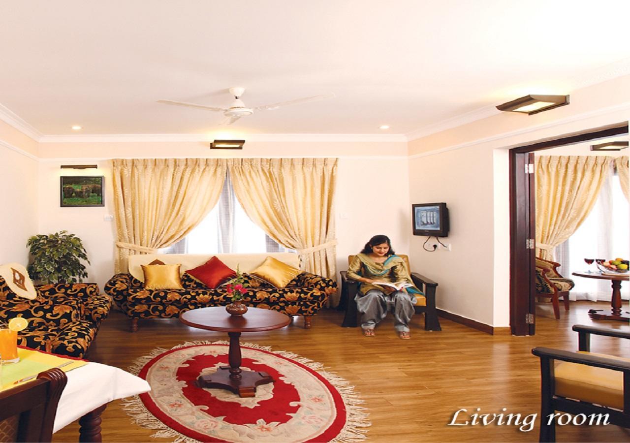 Grand Thekkady Hotel Kumily Eksteriør billede